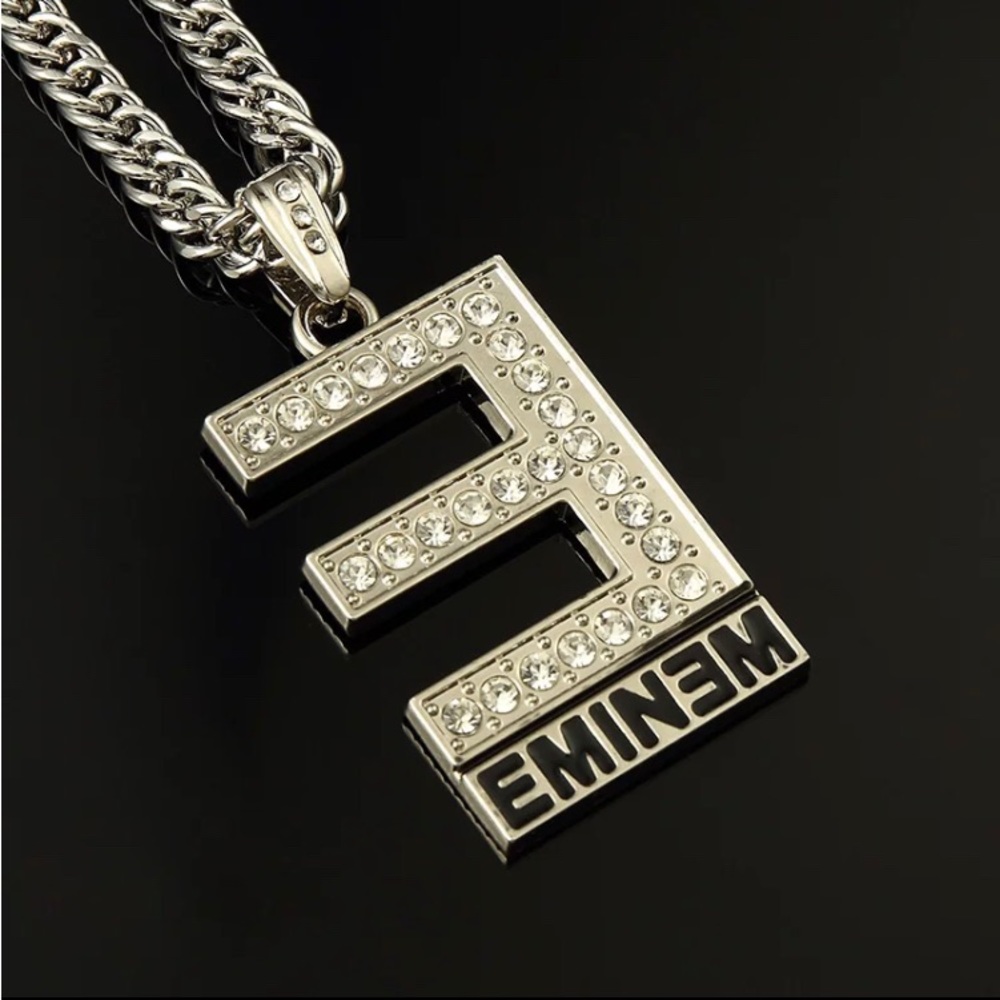 EMINEM Silver Weighted Chain with Signature E Pendant & Dazzling Crystals